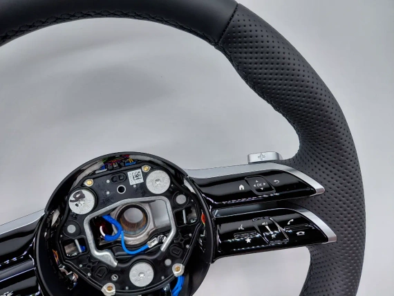 Nowa A0004603416 kierownica AMG Line Mercedesa