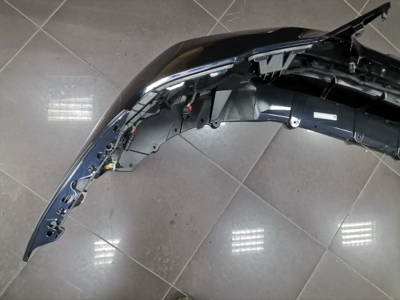 Nowy zderzaka przod BMW 5 i5 G60 G61 M Sport Carbo