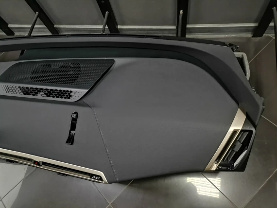 NEUES Armaturenbrett BMW IX I20 Schwarzes Leder BMW IX I20