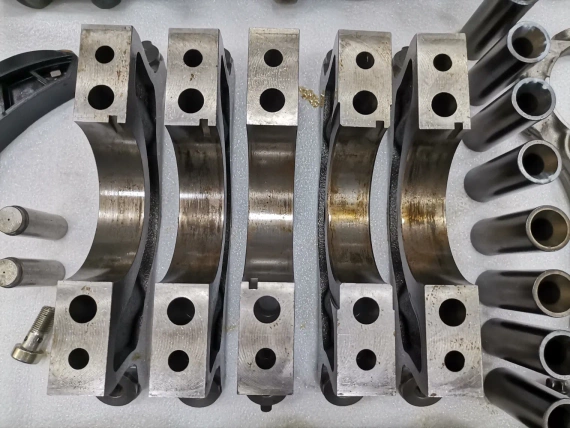 812km Like New Set Block Shaft Pistons S63B44B M5