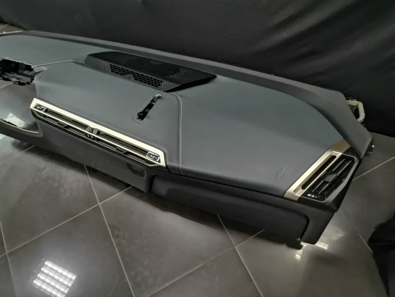NEU Armaturenbrett BMW IX I20 Dunkelgrau Leder