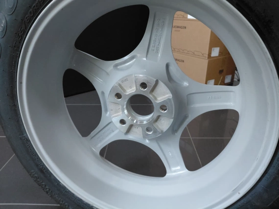 6880744 Nowa opona zapasowa 19" BMW G05 X5 G06 G07