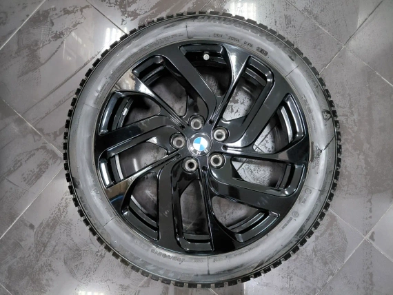 19"felgi BMW wzór 428 opony czujniki BMW I3 i 3 EV