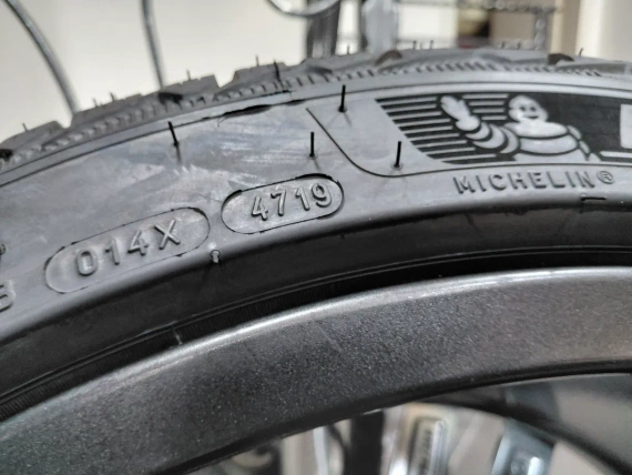 21" Style 808 M Winterrader TPMS BMW X5M F95 X6M F