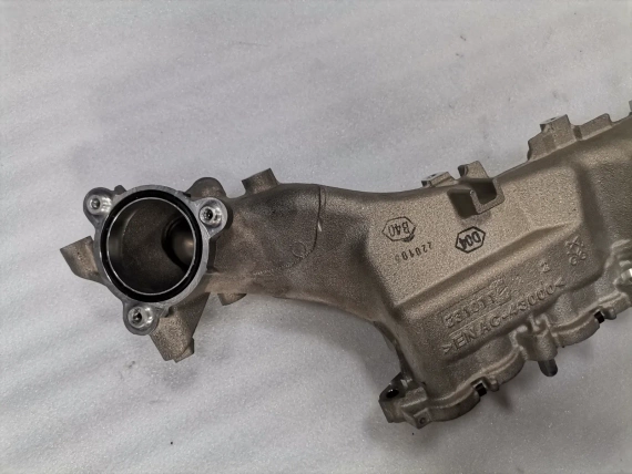 OE BMW 9888472 X5 G05 X6 G06 X7 G07 5 G60 7 G70 Всмукателна система EGR клапа управление