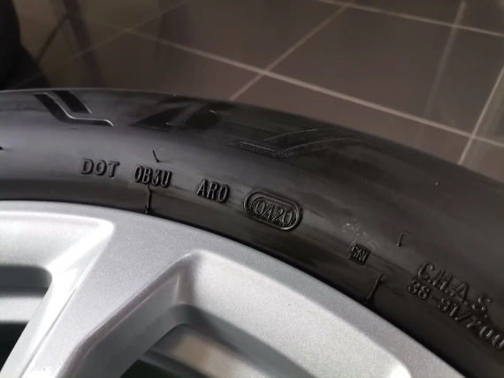 20" calowe jak nowe felgi BMW Style 750 z czujnikami BMW X7 G07