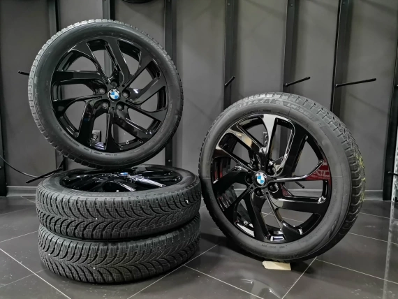 19” ОЕ BMW Джанти Style 428 Гуми Bridgestone Датчици БМВ I3 i 3 EV