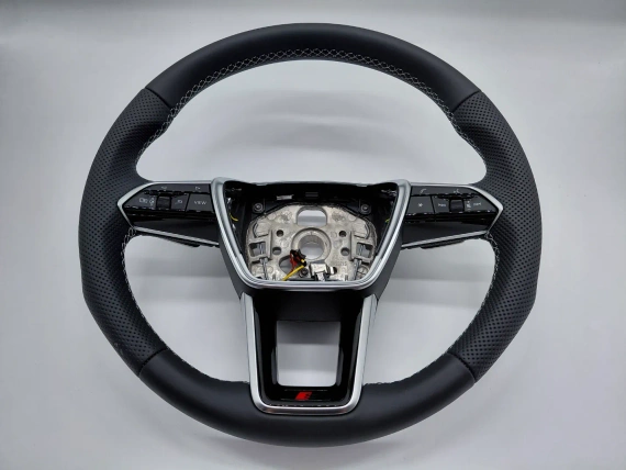 Neue Sportlenkräder S Line für Audi A6 C8 A7 A8 Q8