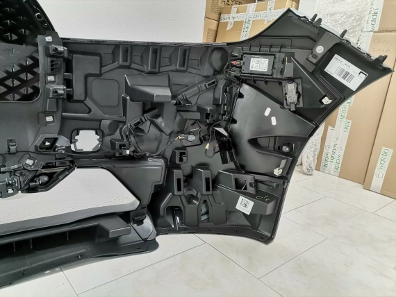 Zderzak Przedni BMW IX I20 M pakiet BMW IX I20 Zestaw A03