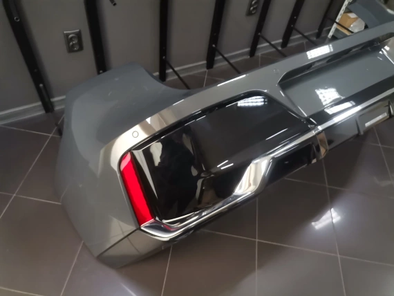 Задна Броня BMW 7 i7 G70 M Пакет Комплект Хром Версия - А29