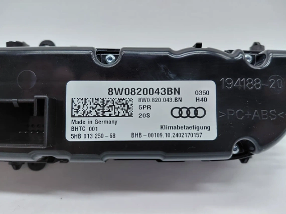 8W0820043BN Нов панел за климатик Audi A4 RS4 A5
