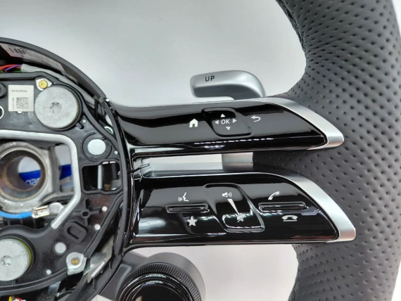 Nowa sportowa kierownica AMG Mercedes W223 W213