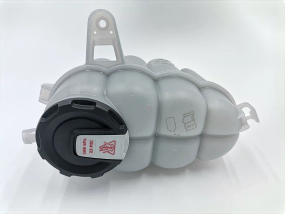 Нов 8W0121405L OE разширителен съд Audi A4 A5