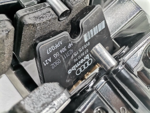 Нов 8V0615108D OE Audi TTRS RS3 Сп. Апарат Brembo