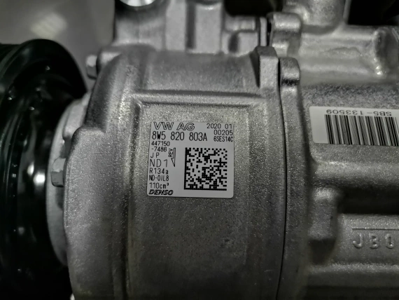 Nowy 8W5820803A Kompressor Audi A4 A5 A6 Q7 Q8