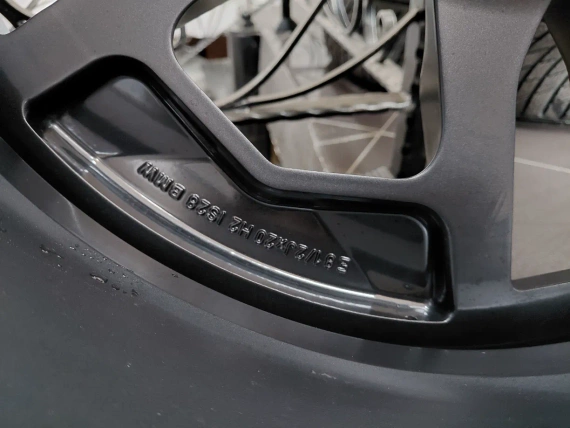 20" Felgen 1002 Sommerreifen Sensoren BMW IX i20