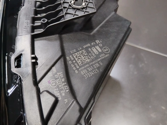 Nowy 8Y0941036G Audi A3 S3 RS 8Y Lampa Matri