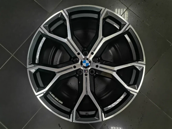 21" Oryginalne felgi BMW, styl 741 M, czujniki BMW X5 G05 X6 G06