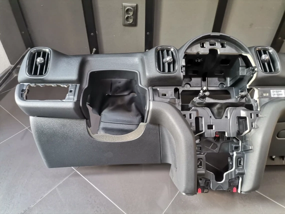 Schwarzes Armaturenbrett MINI Countryman F60 COOPER S