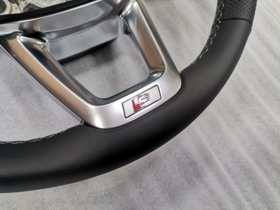 New 8Y0419091N OE S Line AUDI steering wheel A3 Q3
