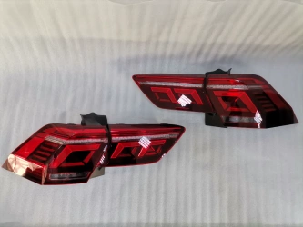 Satz OE Rückleuchten IQ Light Matrix LED VW Tiguan