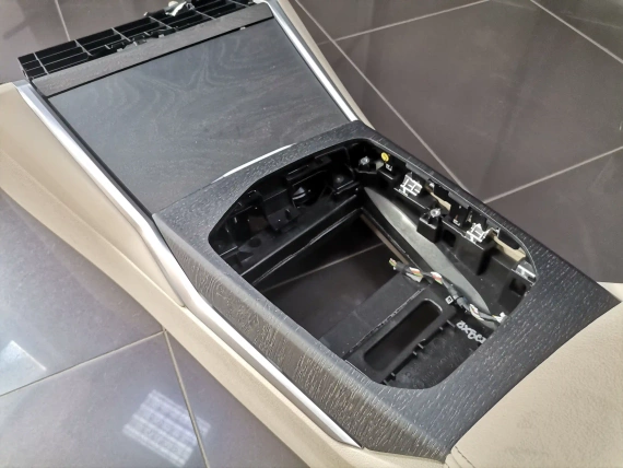 Mittelkonsole BMW G20 G21 G22 G23 G26 G26 I4 Canberra Beige