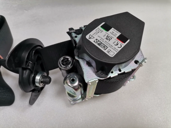 New Right Seat Belt A9078600200 Sprinter 907 910