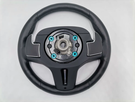 Нов M Sport волан G06 BMW G30 G31 G05 G11 G15 G01