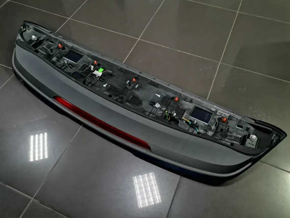 Нов 8Y4827933A OE заден спойлер Audi A3 8Y S-Line