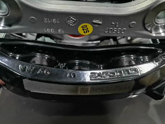 4N0615106BP OE Audi A8 S8 4N Спирачен Апарат