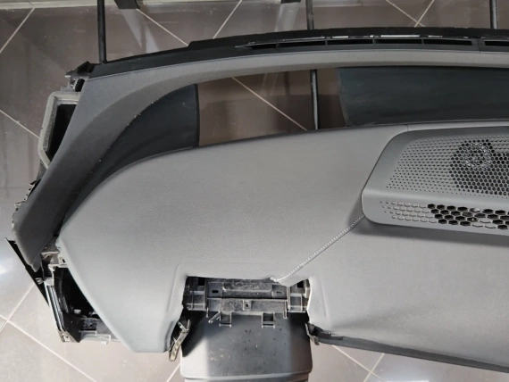 NEUES Armaturenbrett BMW IX I20 Schwarzes Leder BMW IX I20