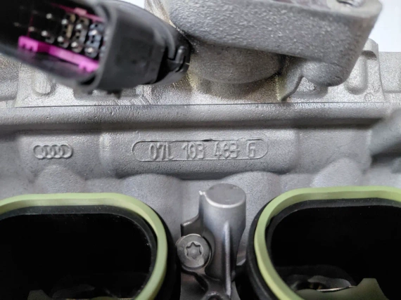 07L103285 Neuer linker Zylinderkopfsatz 5.2 V10