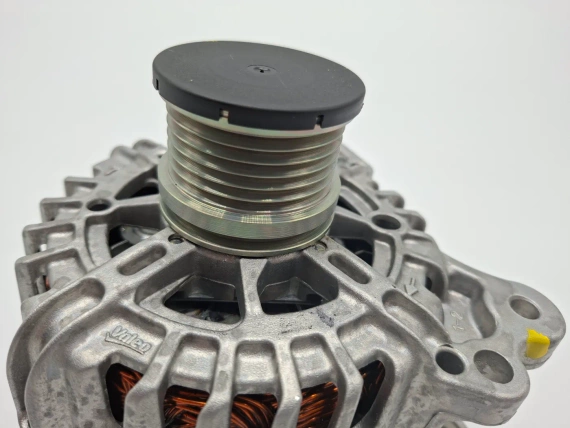 04L903024 Nowy alternator Audi 2.0 Tdi A4 A5 150A