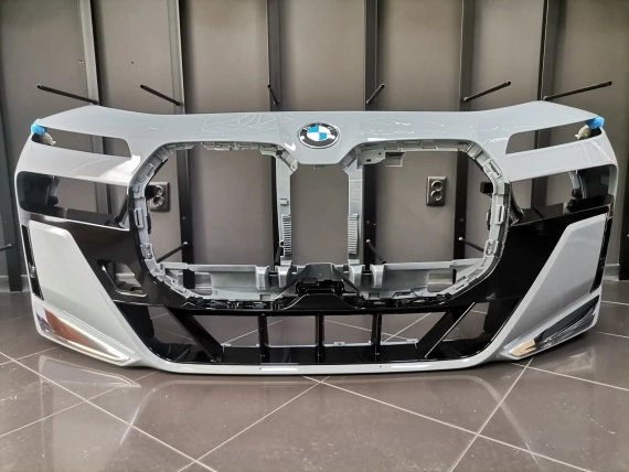 Предна Броня BMW 7 i7 G70 M Пакет Спорт Хром Комплект - A43
