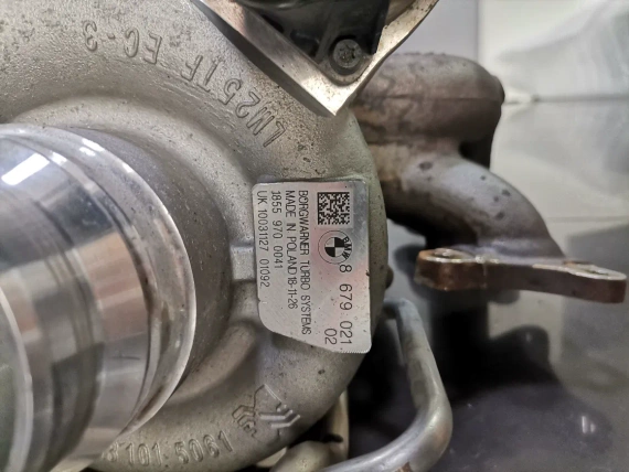 8679021 Turbosprężarka BMW 5 G30 G31 G32 7 8 X5 X6 X7