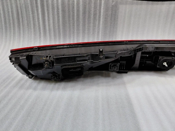 4M8945095Q Нов Matrix Стоп Audi Q8 SQ8 RSQ8 USA