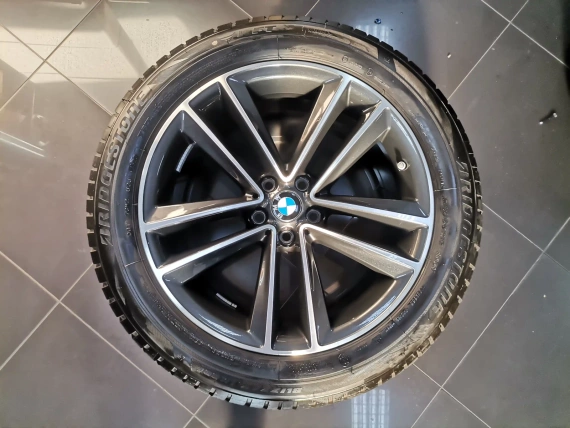 19" Zestaw zimowy Koła BMW Style 630 Opony Czujniki G11 G70 I7 X3 G01 X4 G02 IX3 G08