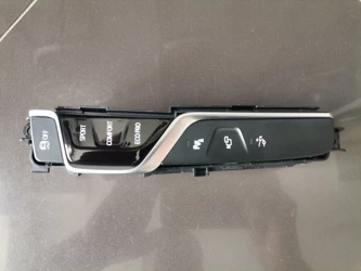 Panel obsługi konsoli środkowej BMW 6 G32 GT S5DNA S609A - A60